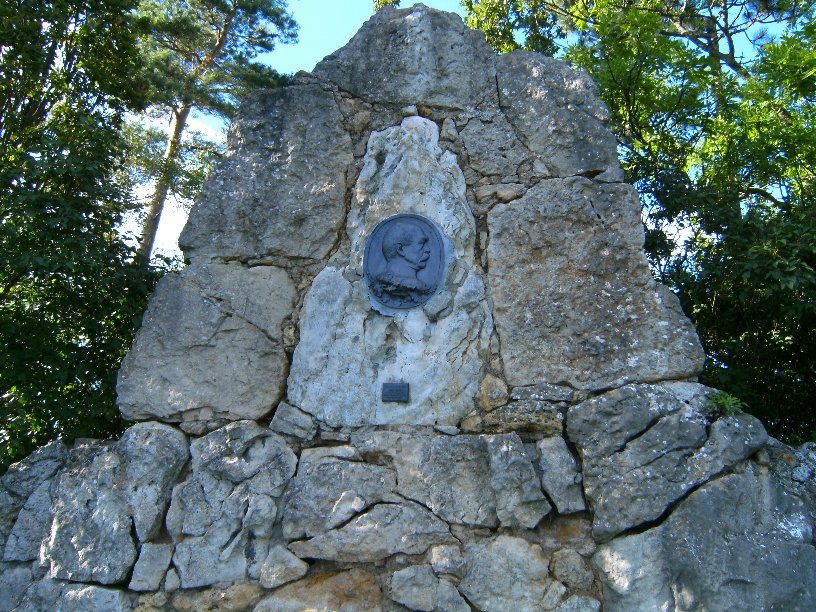 riechhberg019.jpg
